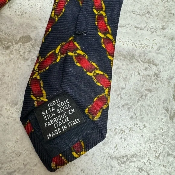 CHANEL vintage silk men’s necktie navy red gold chain ribbon pattern print - Picture 8 of 8